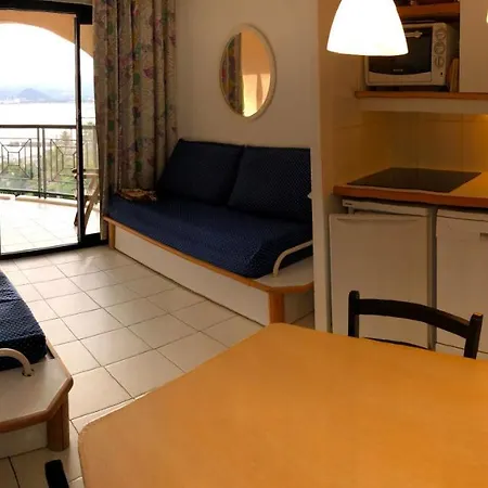 With Sea View, Aircondition And Parking Apartment *