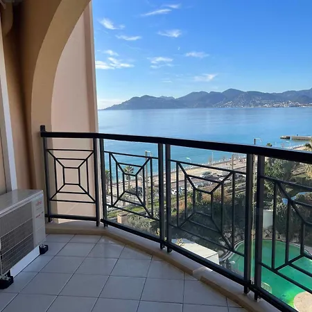 With Sea View, Aircondition And Parking Apartment *